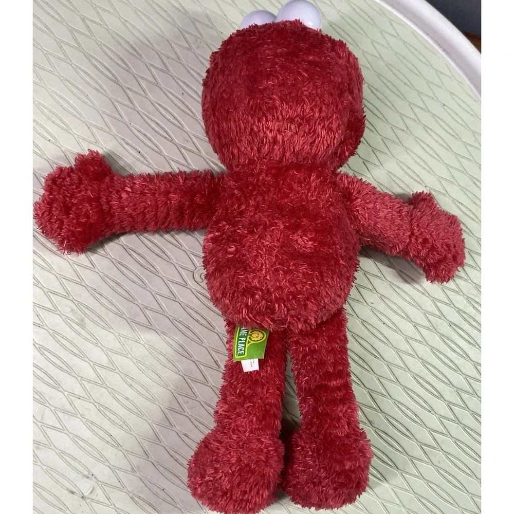 Kohl's Cares: Sesame‎ Place/Street ELMO 10